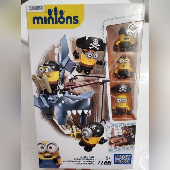 BNWT - MINIONS - Lego style 72 pcs & DVD movie pkg - Picture 5 of 5